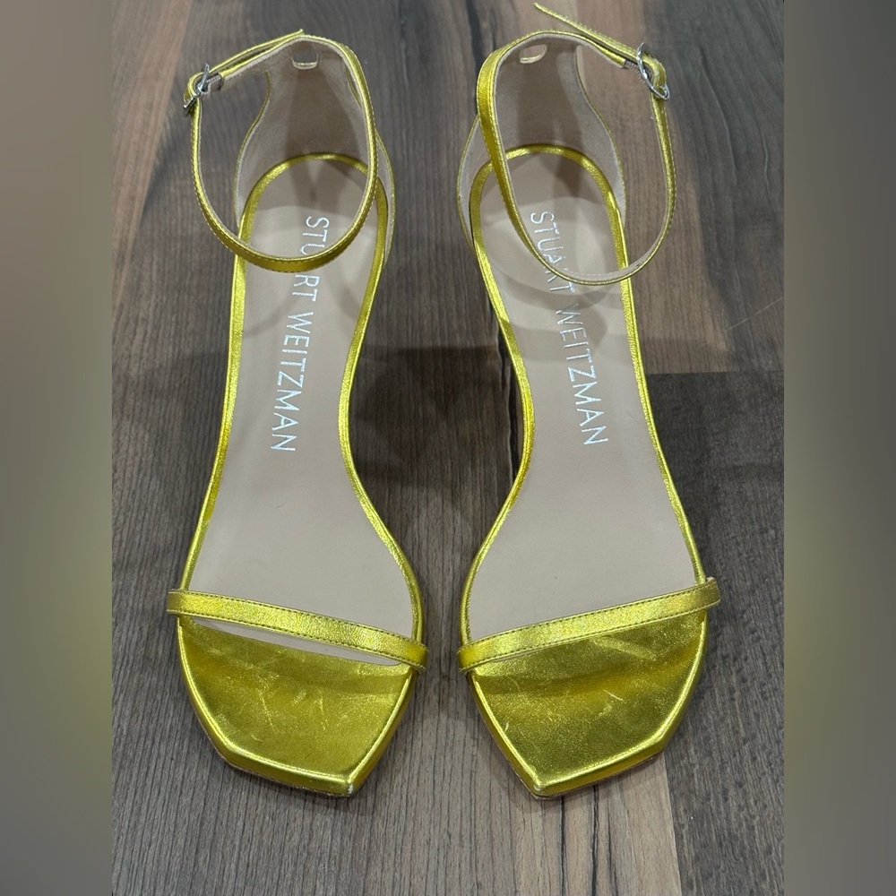 Stuart Weitzman Nudistcurve 75 Barely There Sleek Sandal